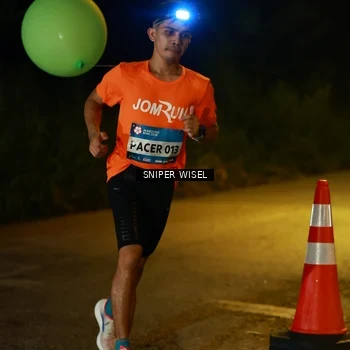 Runner Photo 8437990