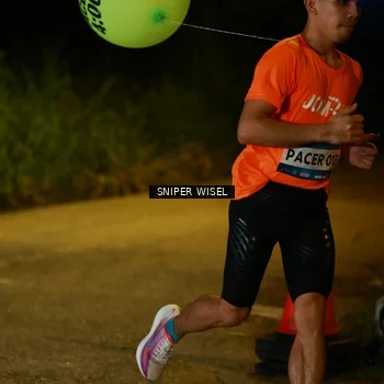 Runner Photo 8437993