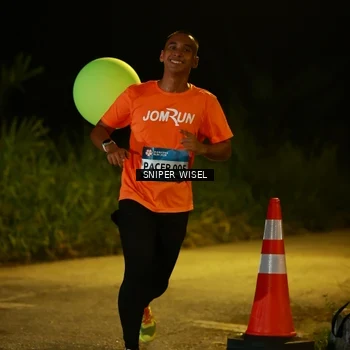 Runner Photo 8437995