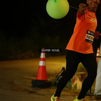 Runner Photo 8438008