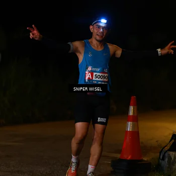 Runner Photo 8438116