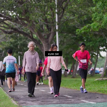 Runner Photo 8438176
