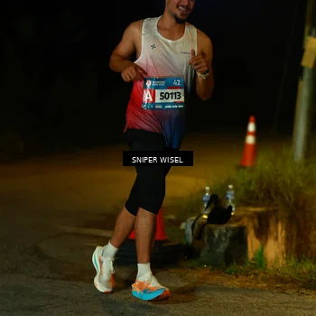 Runner Photo 8438182