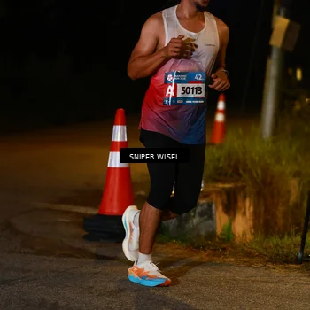 Runner Photo 8438186