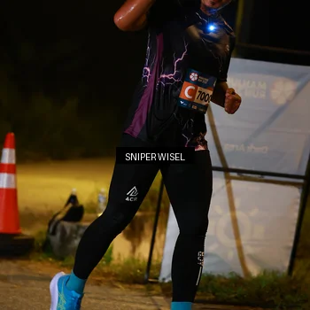 Runner Photo 8438235