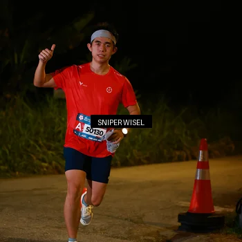 Runner Photo 8438237