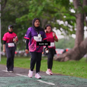 Runner Photo 8438318