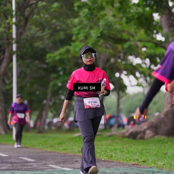 Runner Photo 8438345
