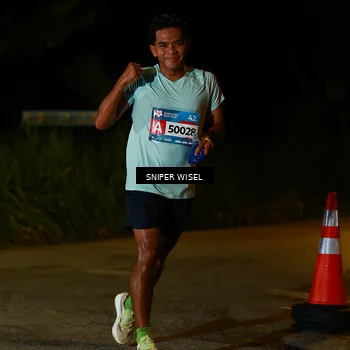 Runner Photo 8438383