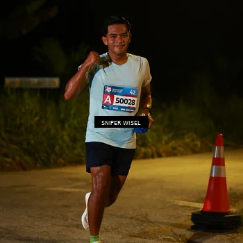 Runner Photo 8438390
