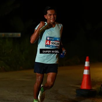 Runner Photo 8438396
