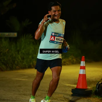 Runner Photo 8438402