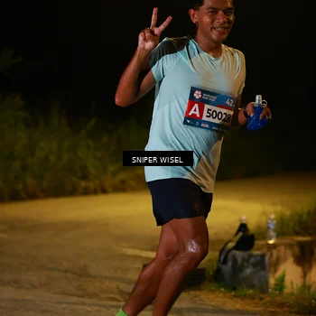 Runner Photo 8438412