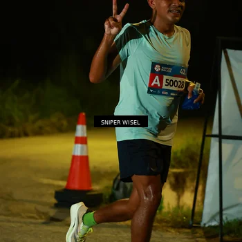 Runner Photo 8438415