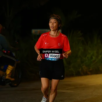Runner Photo 8438445