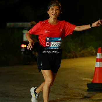 Runner Photo 8438475