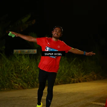 Runner Photo 8438514