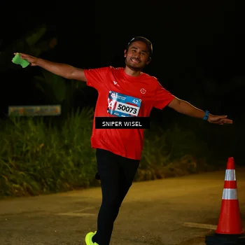Runner Photo 8438522