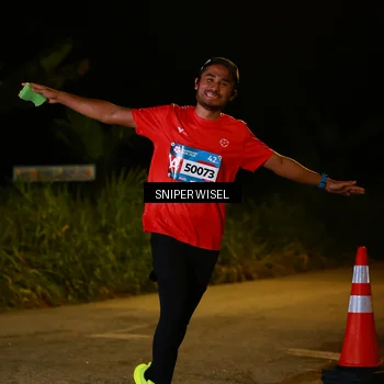 Runner Photo 8438524