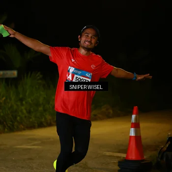 Runner Photo 8438528
