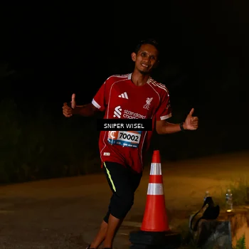 Runner Photo 8438572