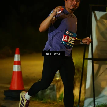 Runner Photo 8438633