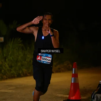 Runner Photo 8438649