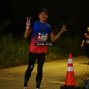 Runner Photo 8438736