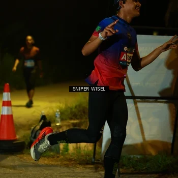 Runner Photo 8438773