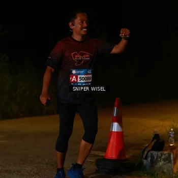 Runner Photo 8438791
