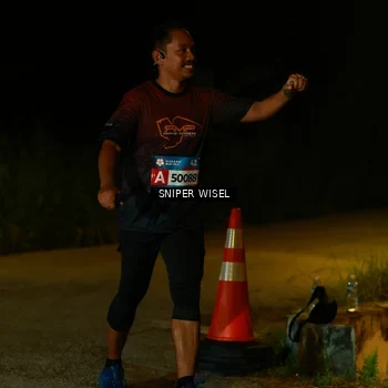 Runner Photo 8438793