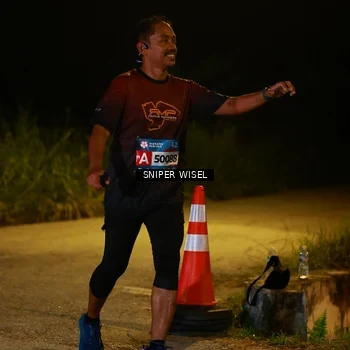 Runner Photo 8438796