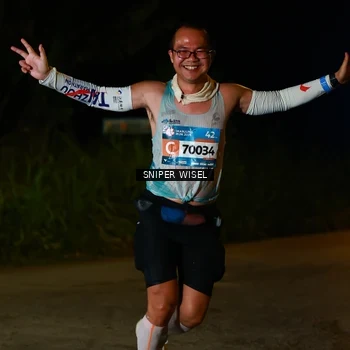 Runner Photo 8438873