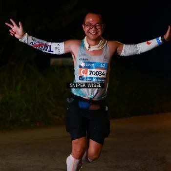 Runner Photo 8438877