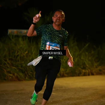 Runner Photo 8438951