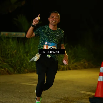Runner Photo 8438966