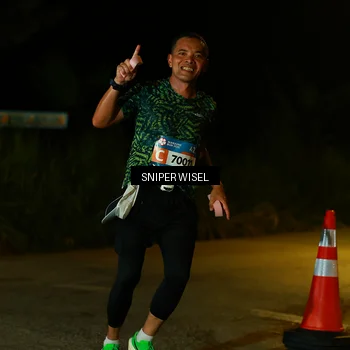 Runner Photo 8438968