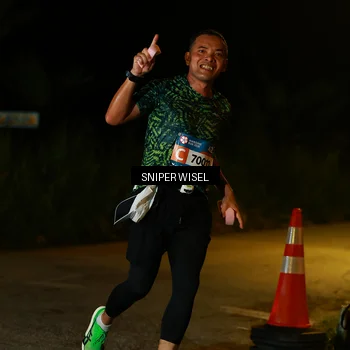 Runner Photo 8438972