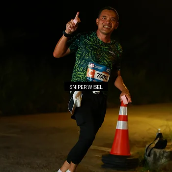 Runner Photo 8438976