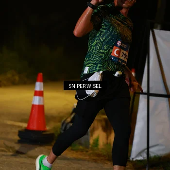Runner Photo 8438996