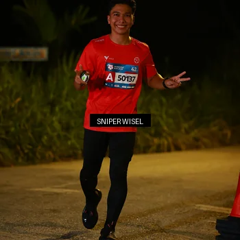 Runner Photo 8439010