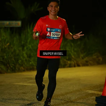 Runner Photo 8439012