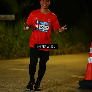 Runner Photo 8439013