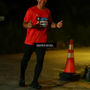 Runner Photo 8439028