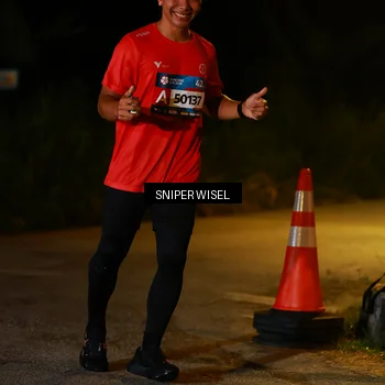 Runner Photo 8439032