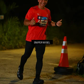 Runner Photo 8439036