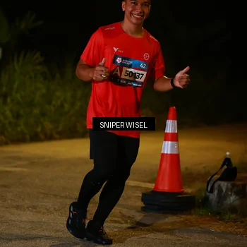 Runner Photo 8439046