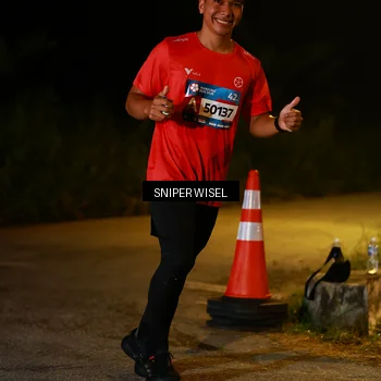 Runner Photo 8439049