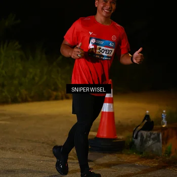 Runner Photo 8439052