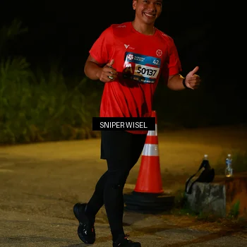 Runner Photo 8439055